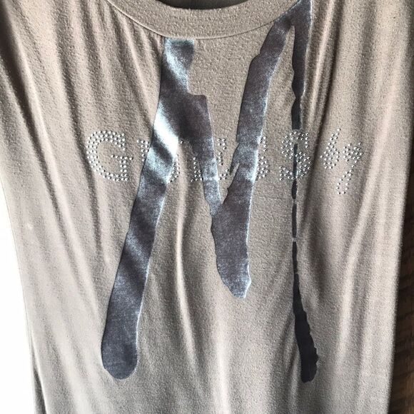 3/30$ Guess by Marciano t-shirt - Picture 2 of 6